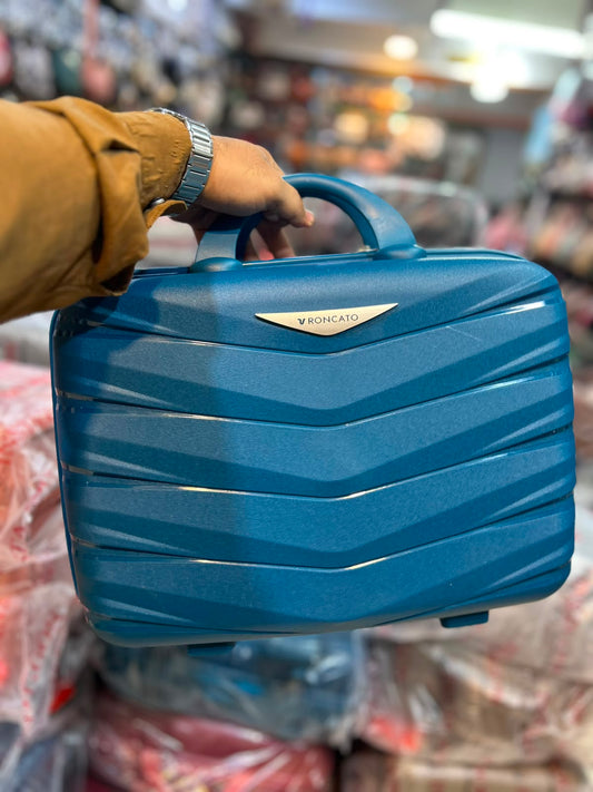 Roncato Premium  Vanity Case