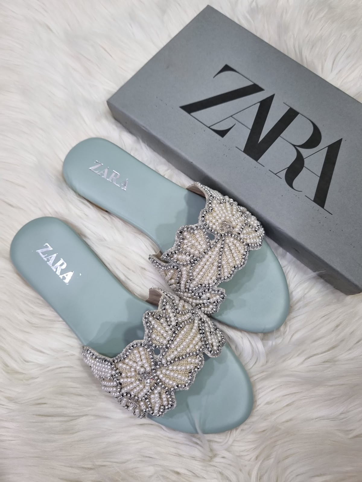 Zara  flat