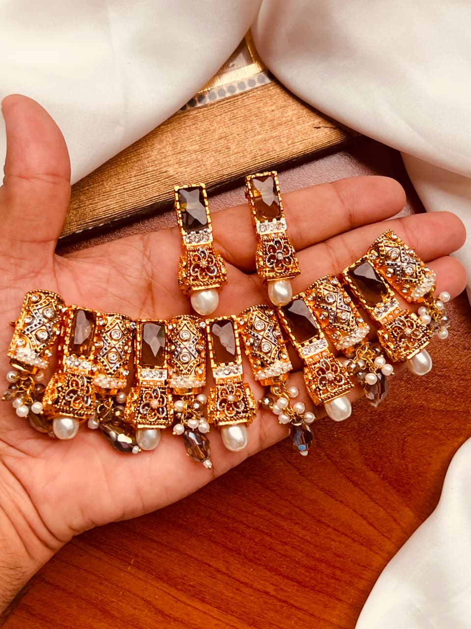 Choker Set