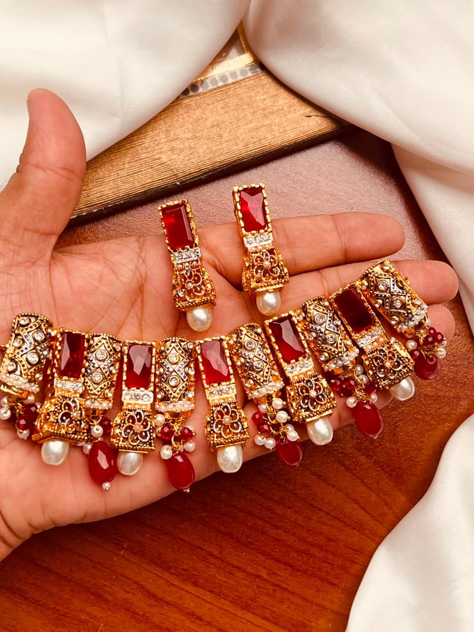 Choker Set