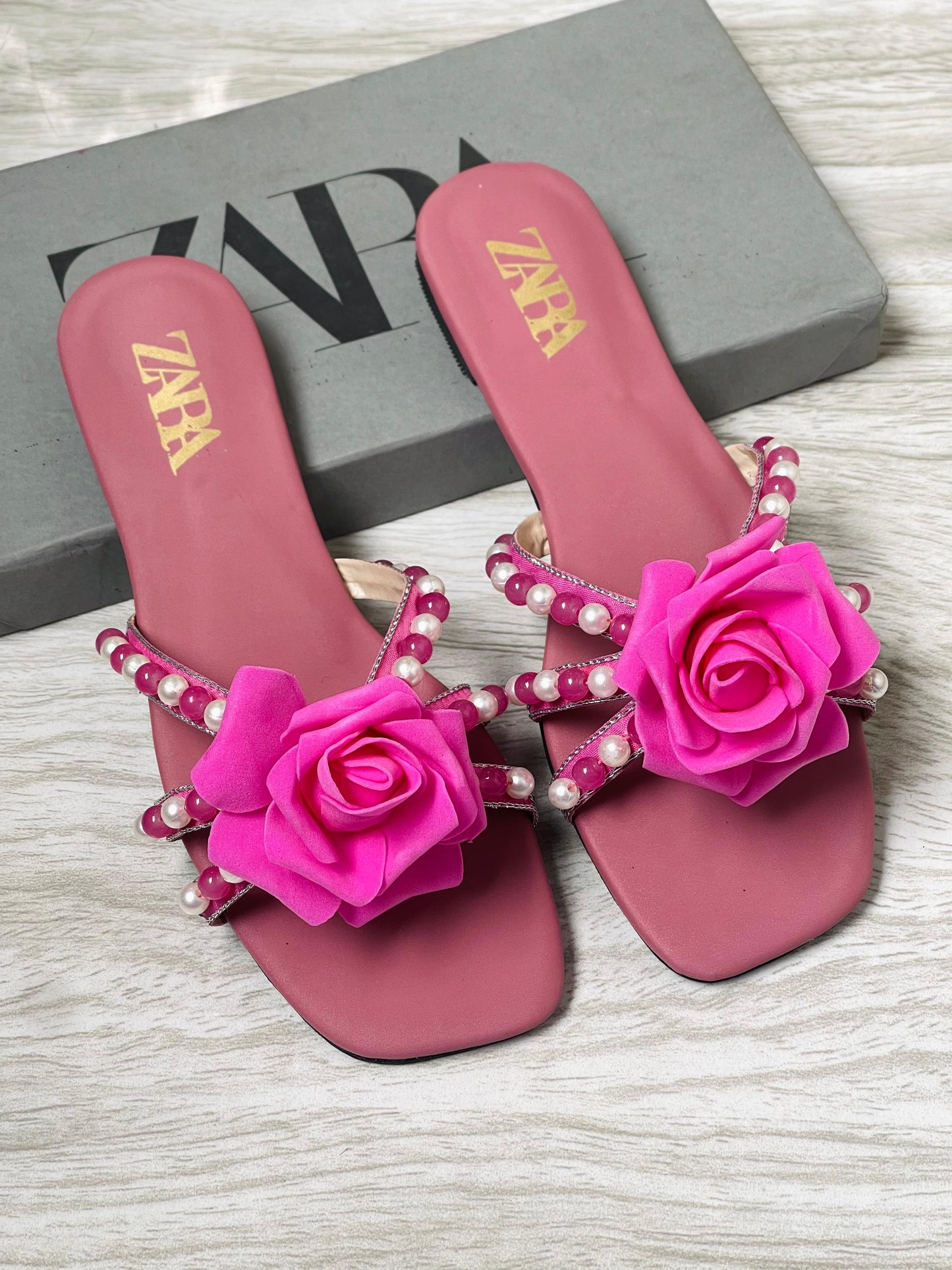 ZARA EMBROIDERED FLOWER FLATS