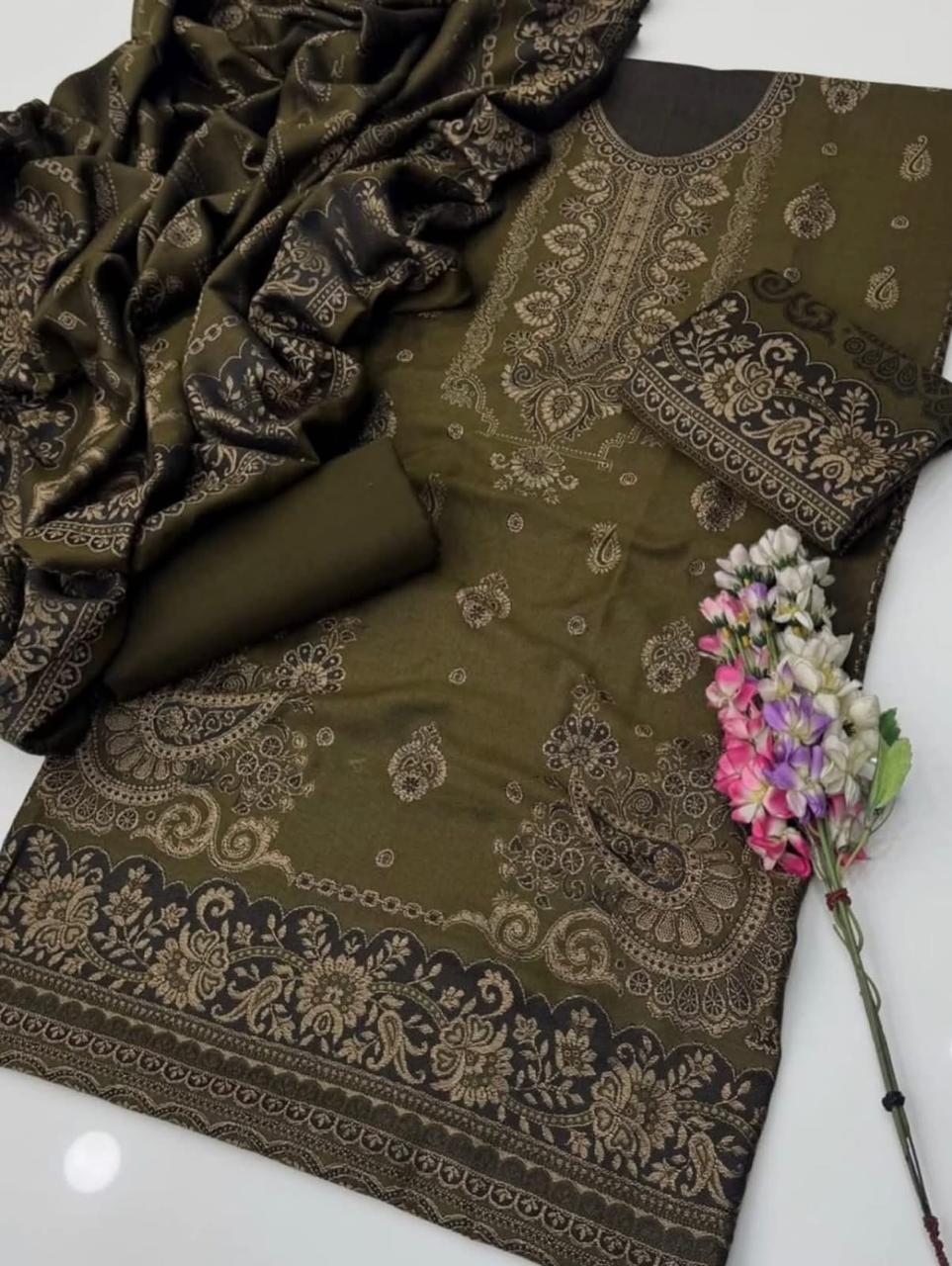 Pashmina Jacquard 3 Piece Suit