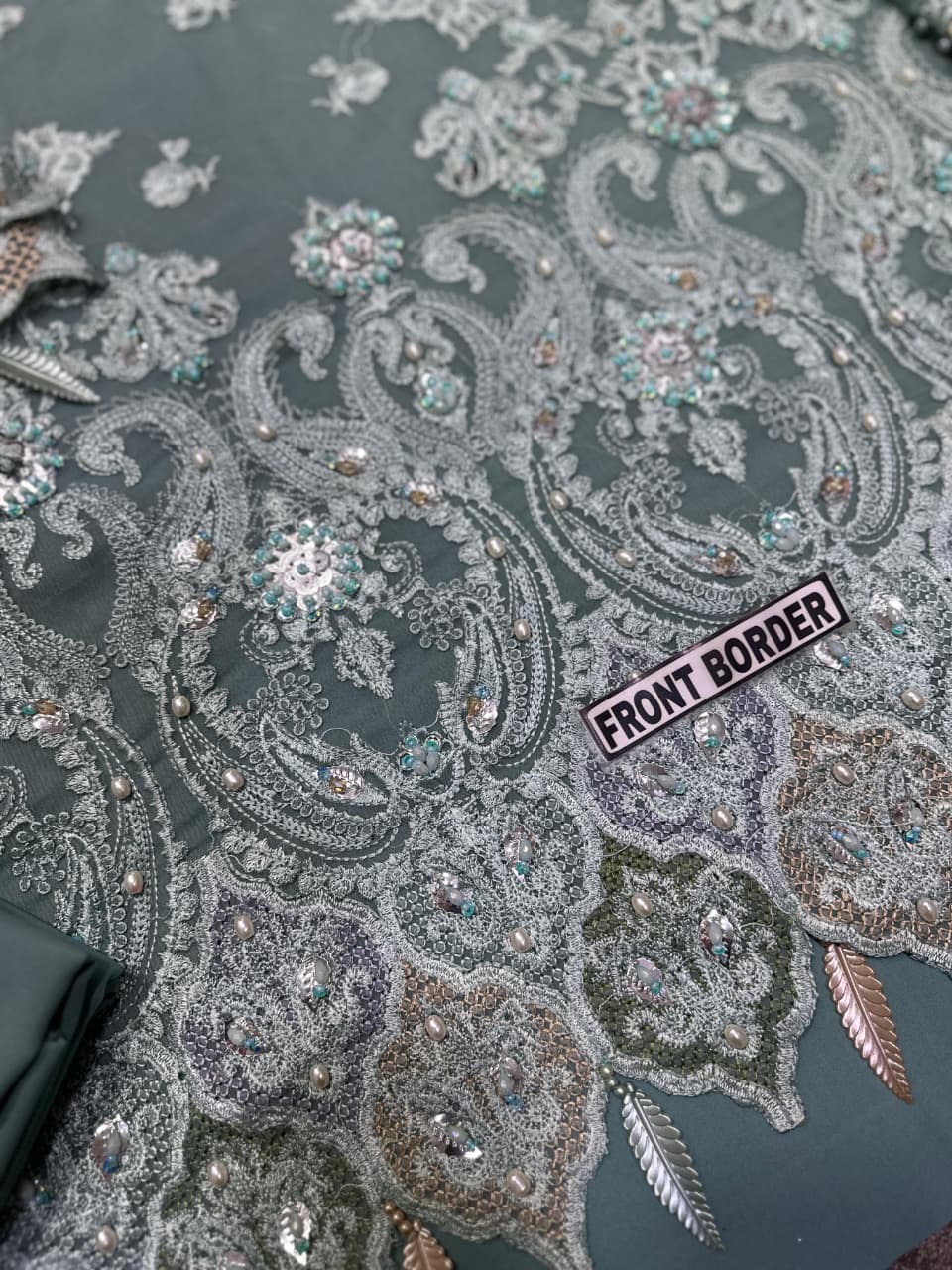 HUSN-E-SUROSHI Collection