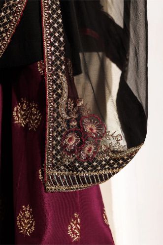 Iznik Chiffon Embroidered Collection