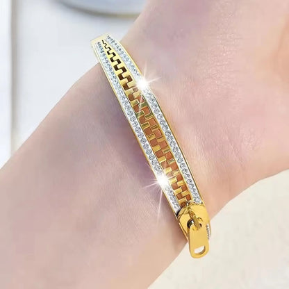 Hand Cuff