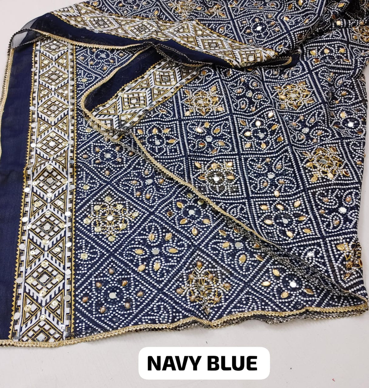 MIRROR WORK CHUNRI DUPATTA