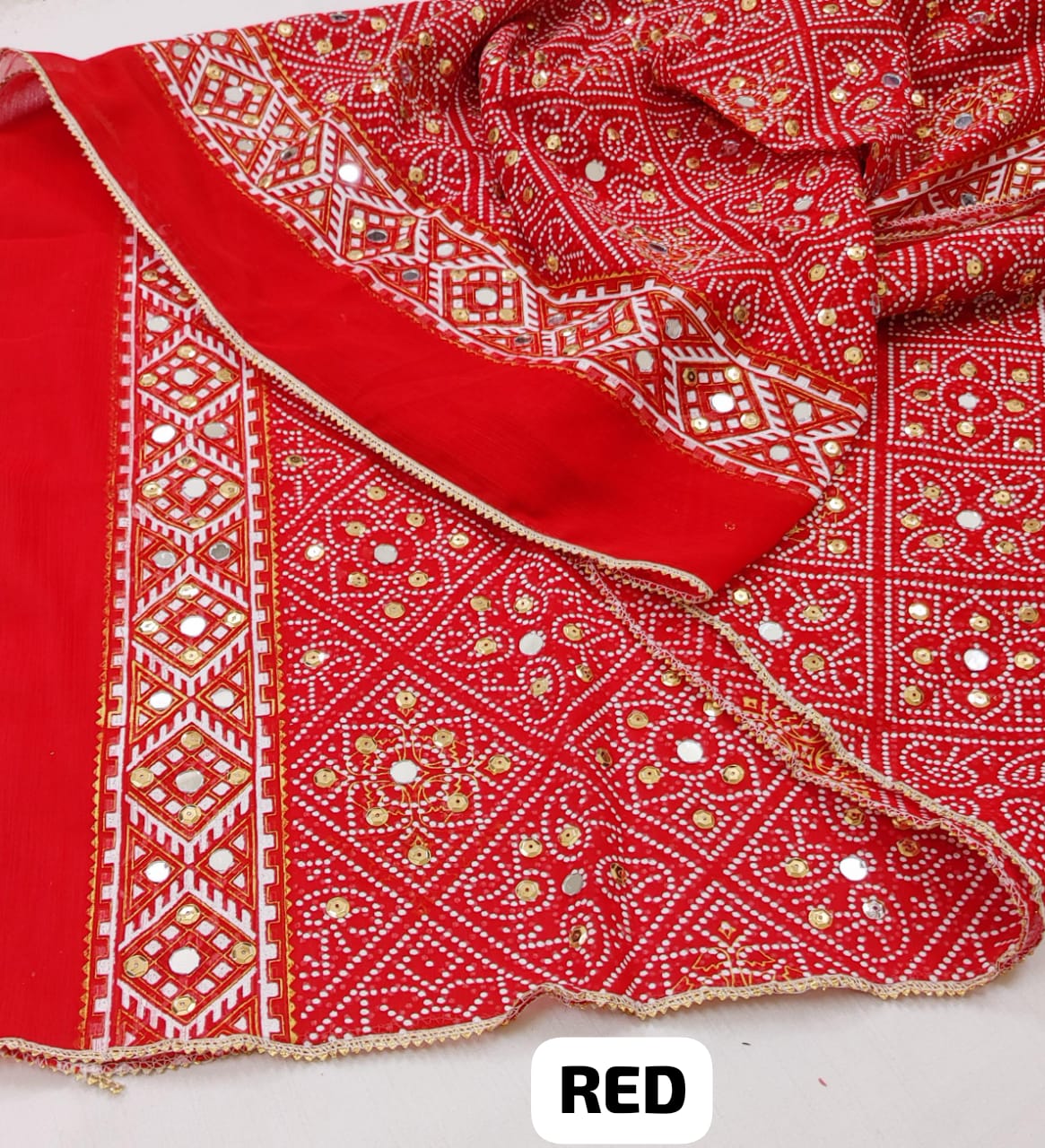 MIRROR WORK CHUNRI DUPATTA