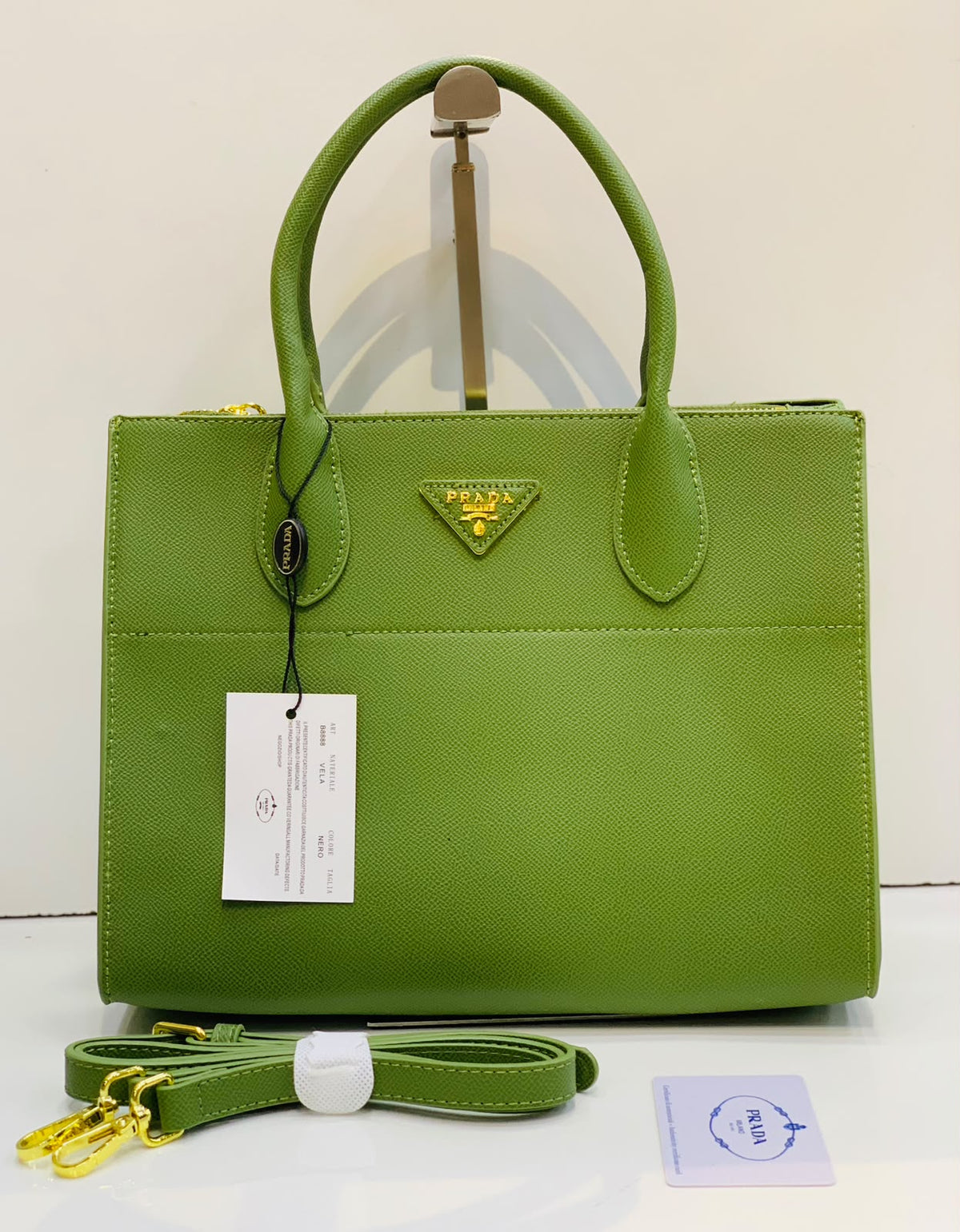 HANDLE TOTE BAG