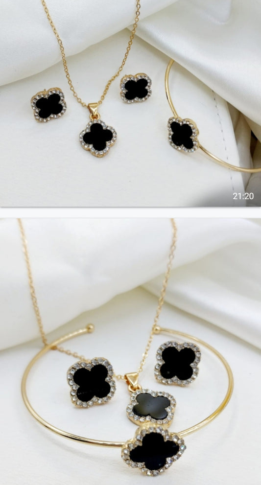 4 PCS Set Flower Shape Pendant Earring Ring Bangle Set
